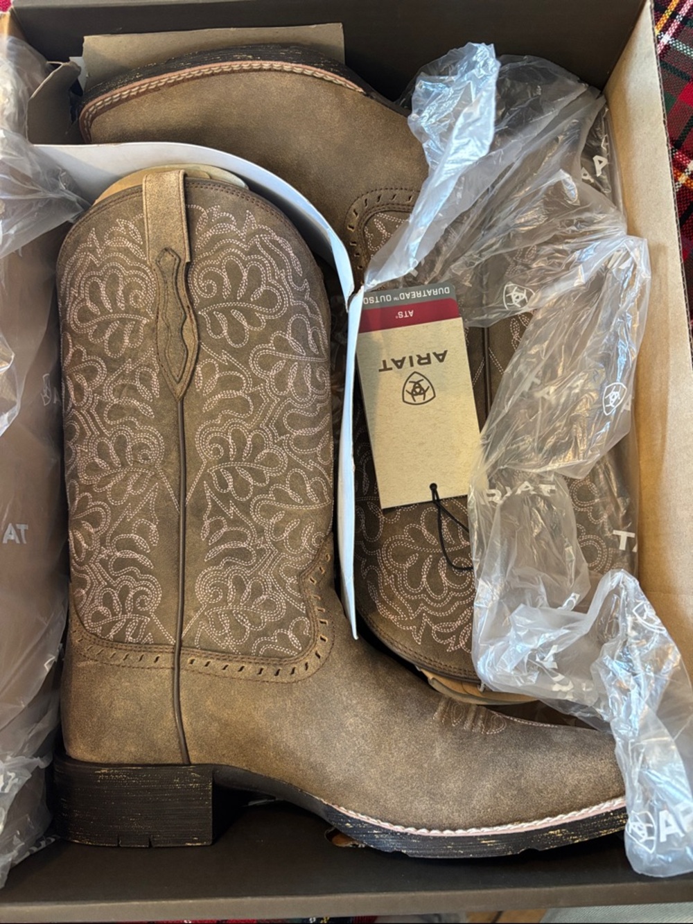 Artiat Cowboy Boots Brown with Pink Western Embroidered Shaft and Vamp - Picture 8 of 12